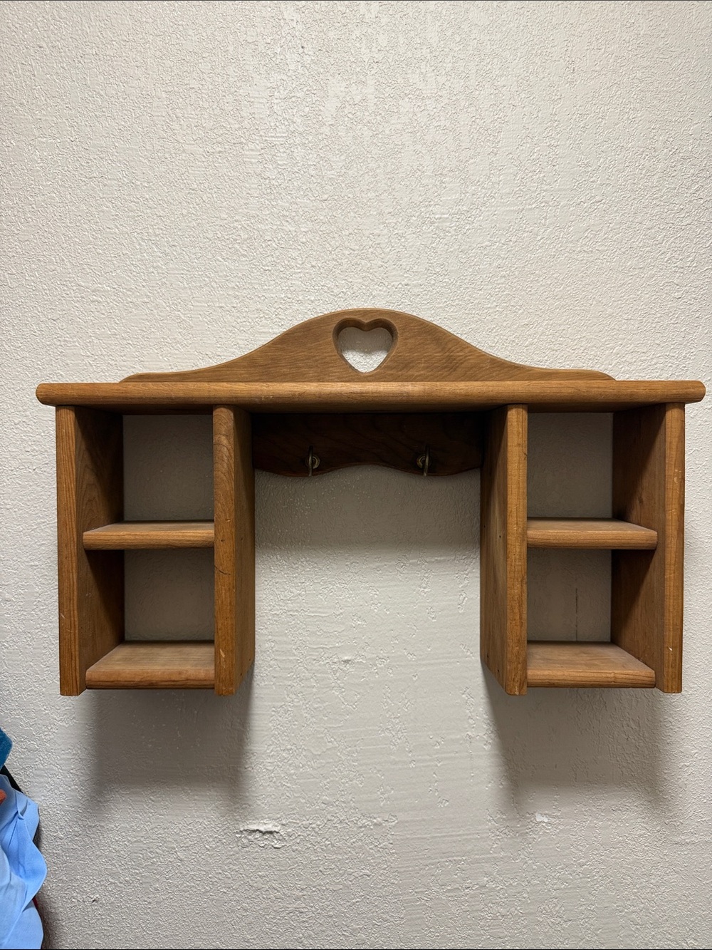 Heart shelf